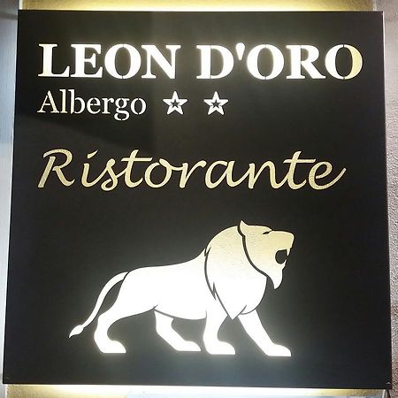 Albergo Ristorante Leon D'Oro 에스테 외부 사진