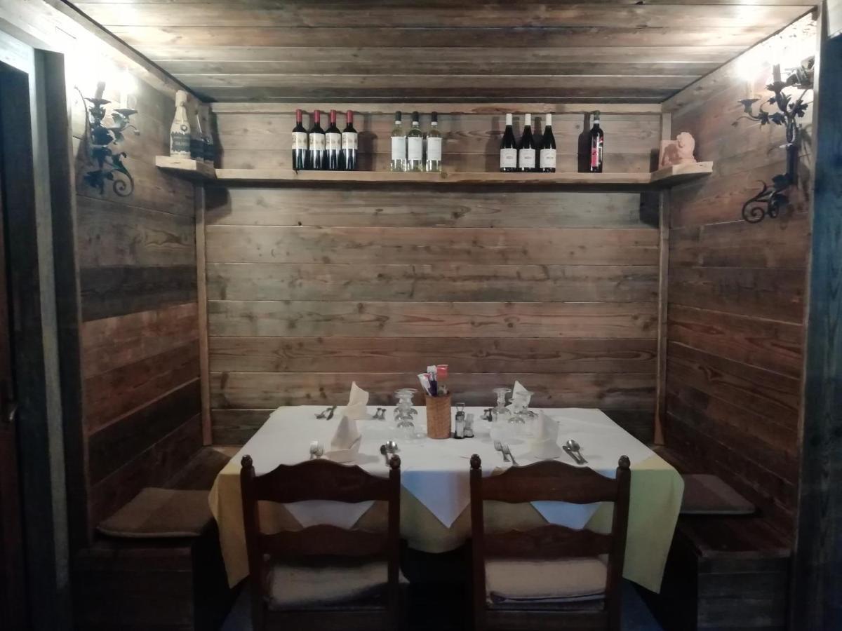 Albergo Ristorante Leon D'Oro 에스테 외부 사진