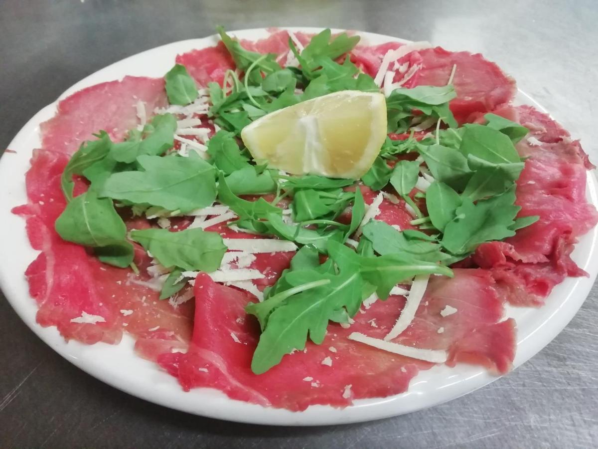 Albergo Ristorante Leon D'Oro 에스테 외부 사진