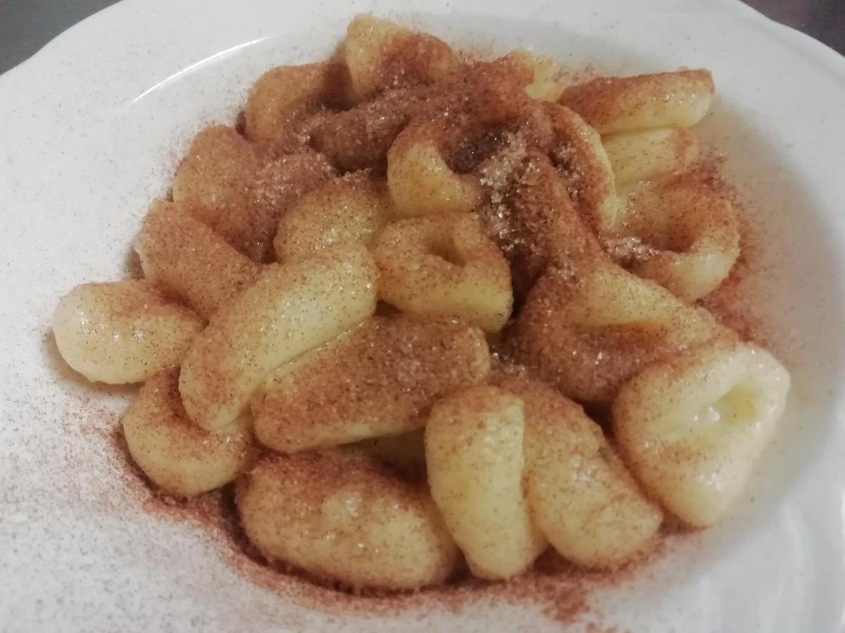 Albergo Ristorante Leon D'Oro 에스테 외부 사진