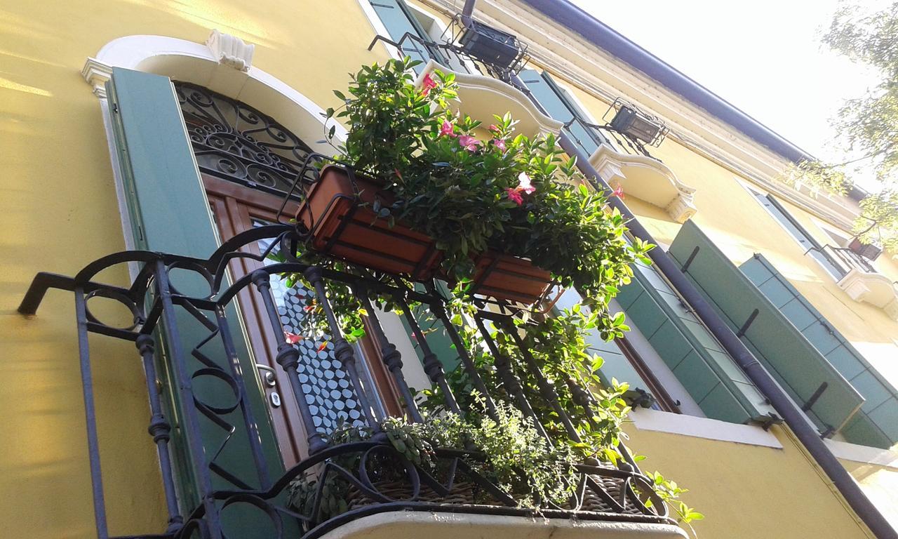 Albergo Ristorante Leon D'Oro 에스테 외부 사진